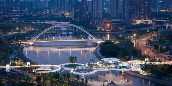 成都漂浮公園，一座橋，九種風(fēng)景